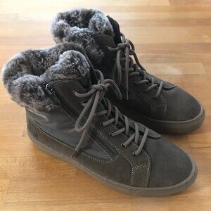 Cougar Dubliner Suede Winter Sneaker Hi Top Faux Fur Waterproof Boot Size 9